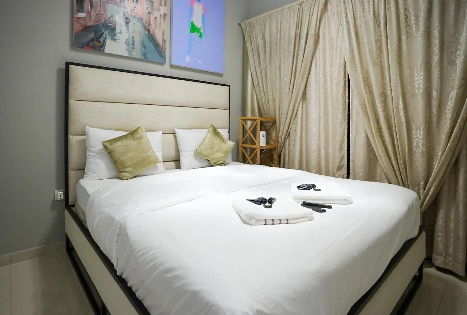 Apartamento Layali - Chic 1Br With Balcony In Business Bay Dubái 0*,
