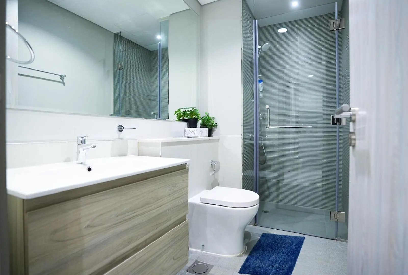 Apartamento Layali - Chic 1Br With Balcony In Business Bay Dubái